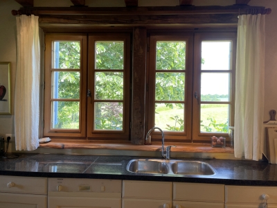 Renovated farmhouse with guest studio and 12ha
