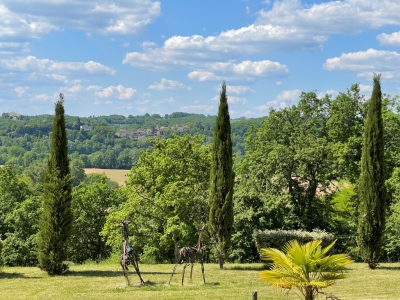 Exceptional restored manoir with two guest cottages, swimming pool and 1.3ha