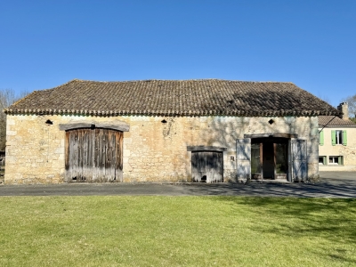 Two restored farmhouses with studio, outbuildings and 3ha