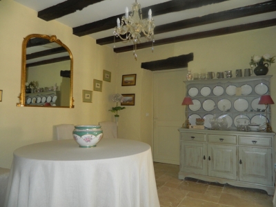 Beautifully restored 19th century village house with garage, heated swimming pool and garden