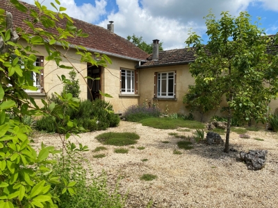 Restored 2 bedroom cottage with outbuildings and large garden