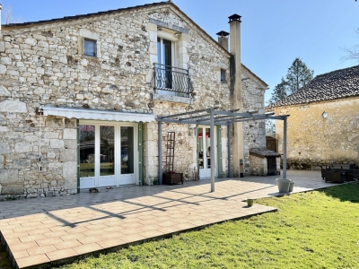 Two restored farmhouses with studio, outbuildings and 3ha