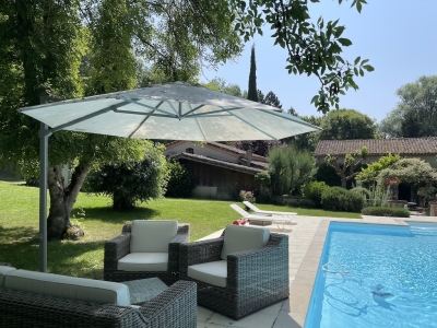 Exceptionnel moulin à eau du XVIIe siècle avec une piscine chauffée et un jardin