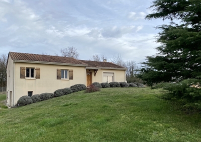 Modern 3 bedroom house with large garden