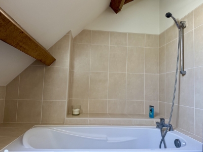 Superbly restored périgourdine farmhouse with swimming pool and garden
