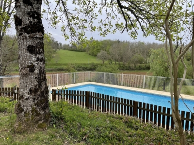 Carefully restored cottage with swimming pool and garden