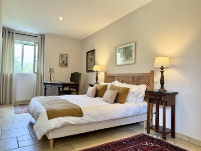 Exceptional 15th century manoir with 2 gites, heated swimming pool and 4.5ha