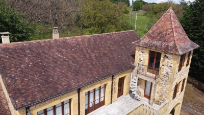 Perigourdine style house with integral gite and superb views