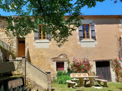 Exceptional 100ha Estate with Equestrian facilities, Tennis court, Swimming Pool and Gîtes