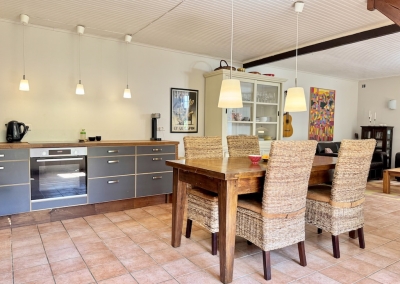 Attractive périgourdine cottage with guest studio, courtyard and garden