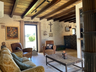 Exceptional maison de maître with 2 gites, 2 swimming pools and 5ha