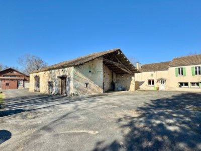 Two restored farmhouses with studio, outbuildings and 3ha