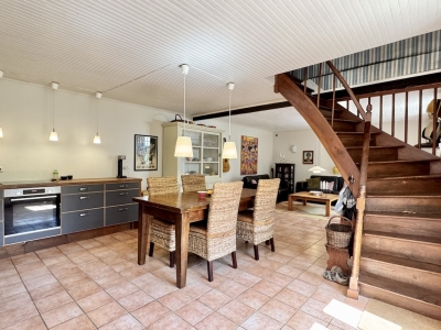 Attractive périgourdine cottage with guest studio, courtyard and garden