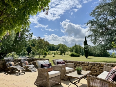Exceptional 15th century manoir with 2 gites, heated swimming pool and 4.5ha