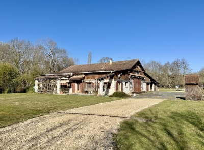 Two restored farmhouses with studio, outbuildings and 3ha