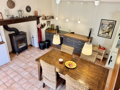 Attractive périgourdine cottage with guest studio, courtyard and garden